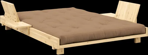 Karup Design Social Schlafsofa mit 2 Rückenlehnen, Beistelltischen & Matratze 140x200 Mocca/Klarlackiert